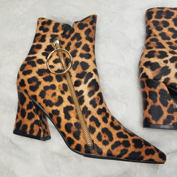 NWOT Ninety Union Leopard Print Ankle Boot Heels - Picture 2 of 5